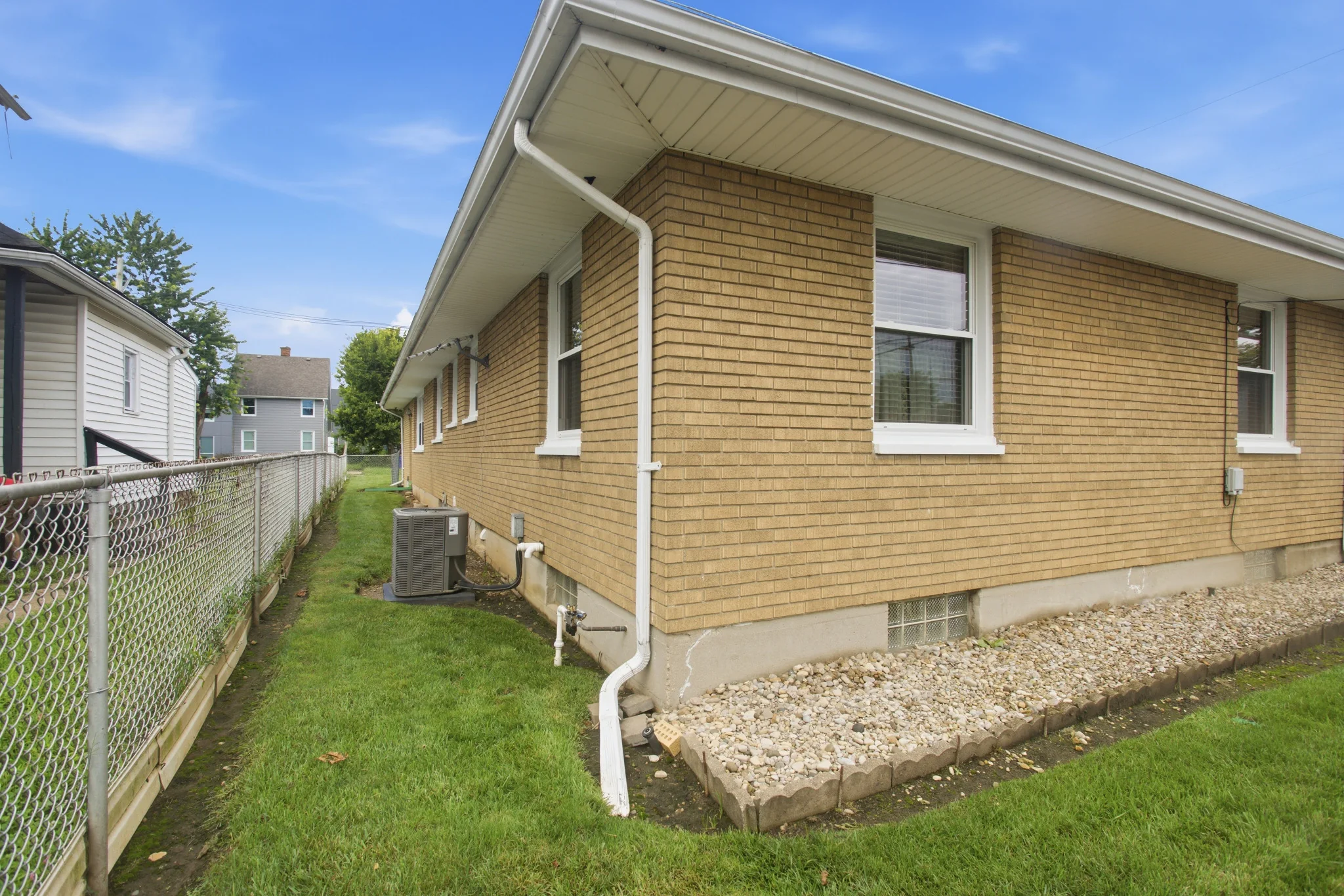 Rear exterior of 1127 Lincoln Ave.